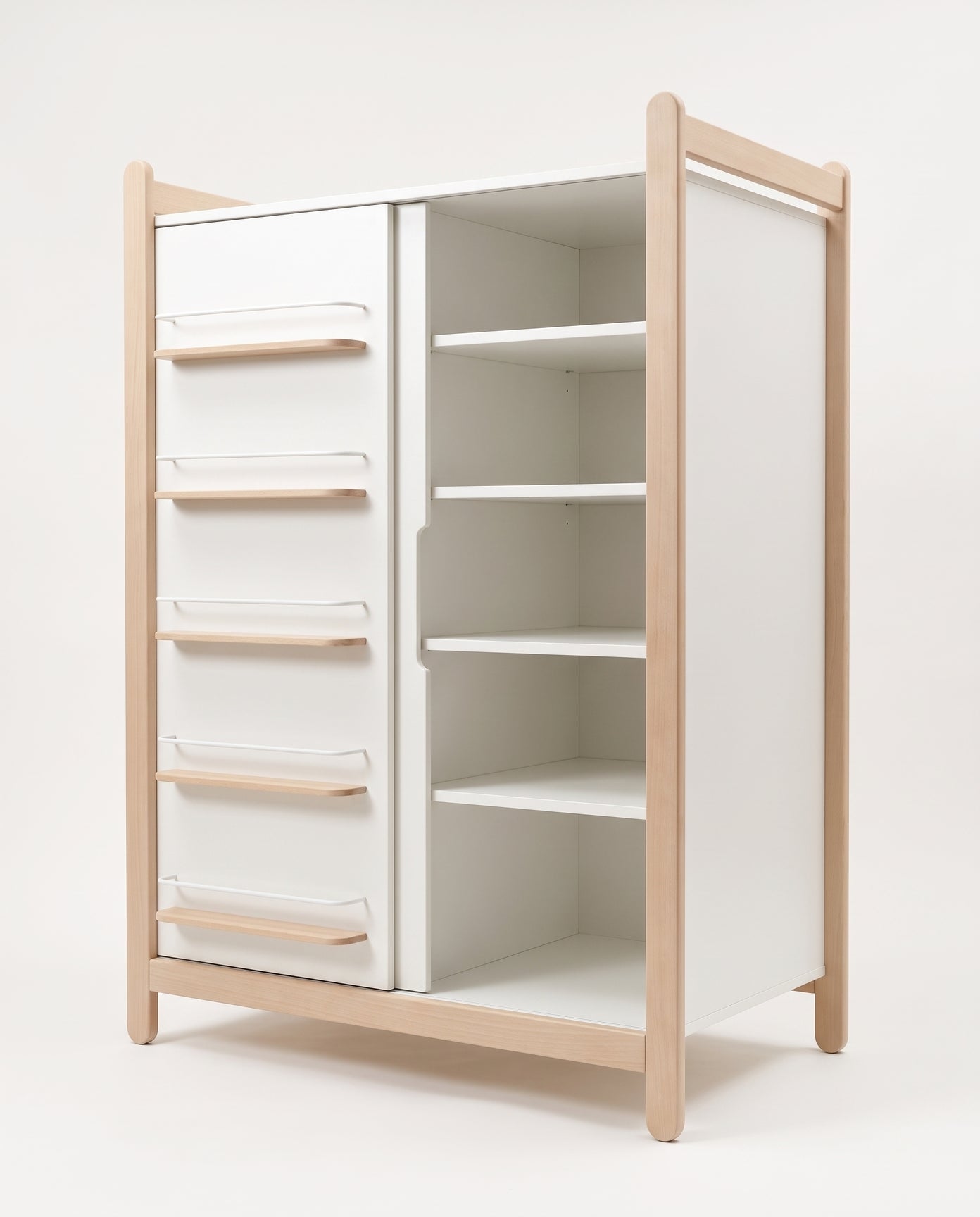 I WARDROBE