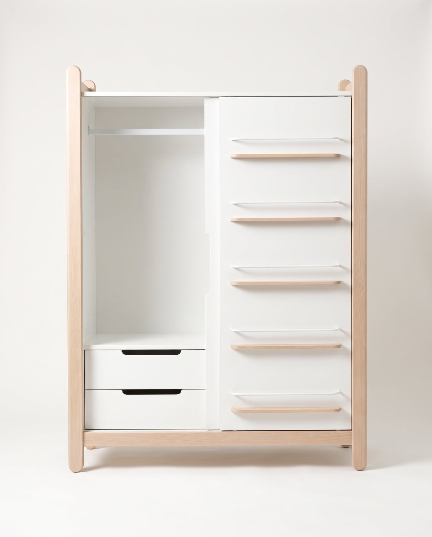 I WARDROBE