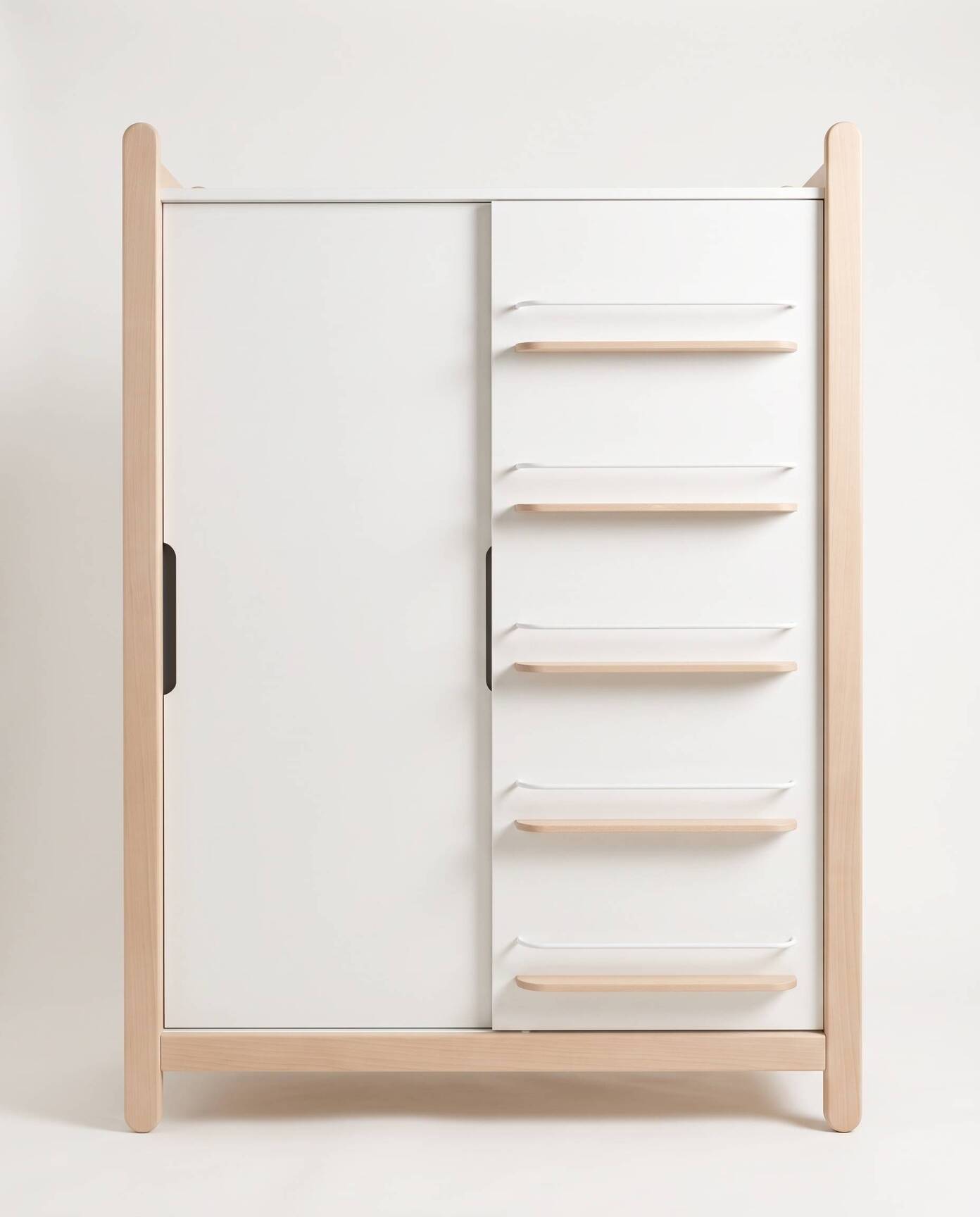 I WARDROBE