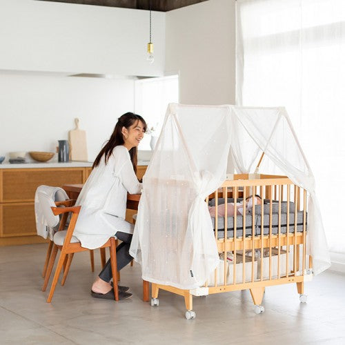 farska Canopy over the Creative Cot in a bright kitchen