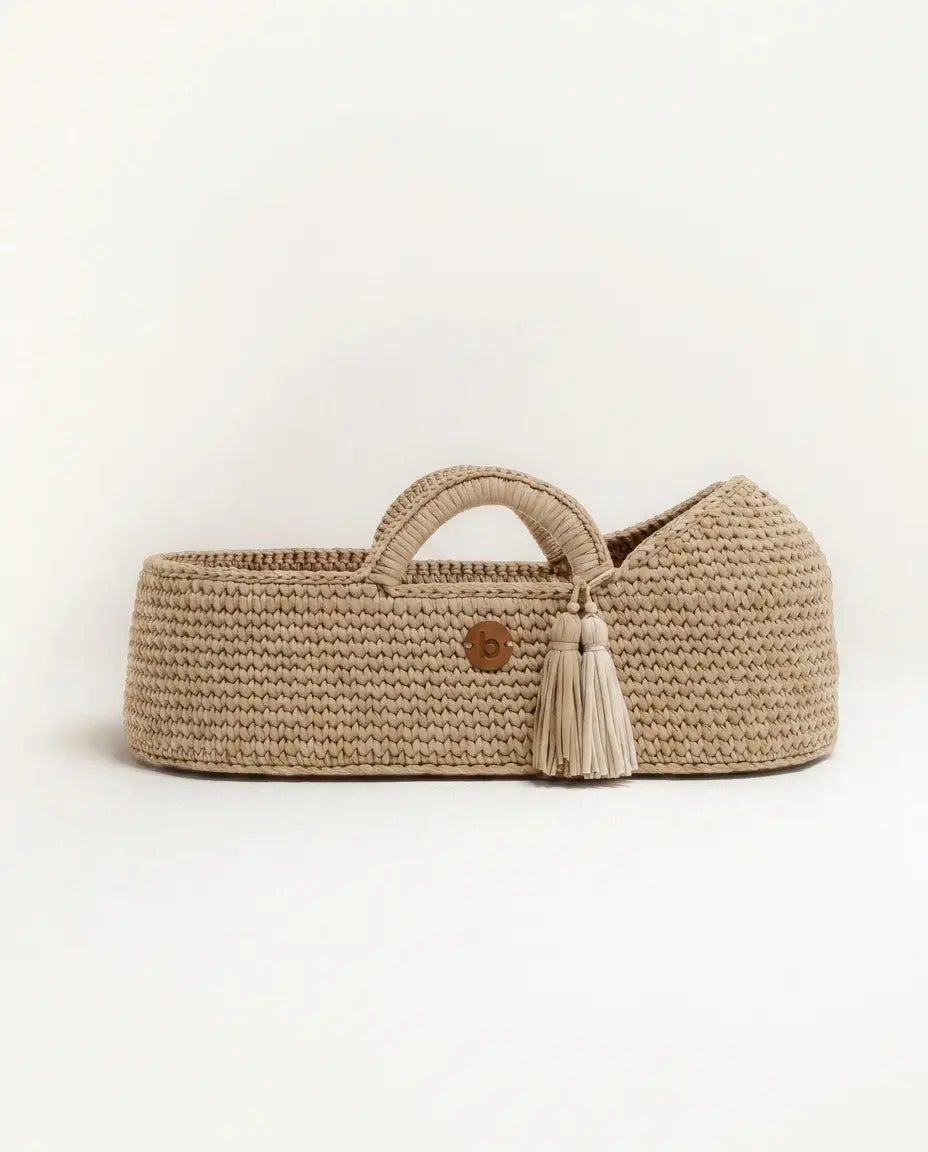 Deep plum basket with sturdy carrying handles