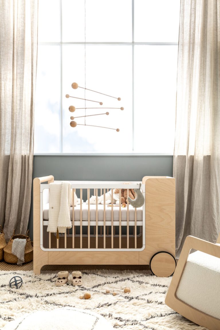 https://ikiddoo.com.ua/wp-content/uploads/2024/07/Ikiddoo-Rocking-Baby-Cot-00-778x1167-1.jpg