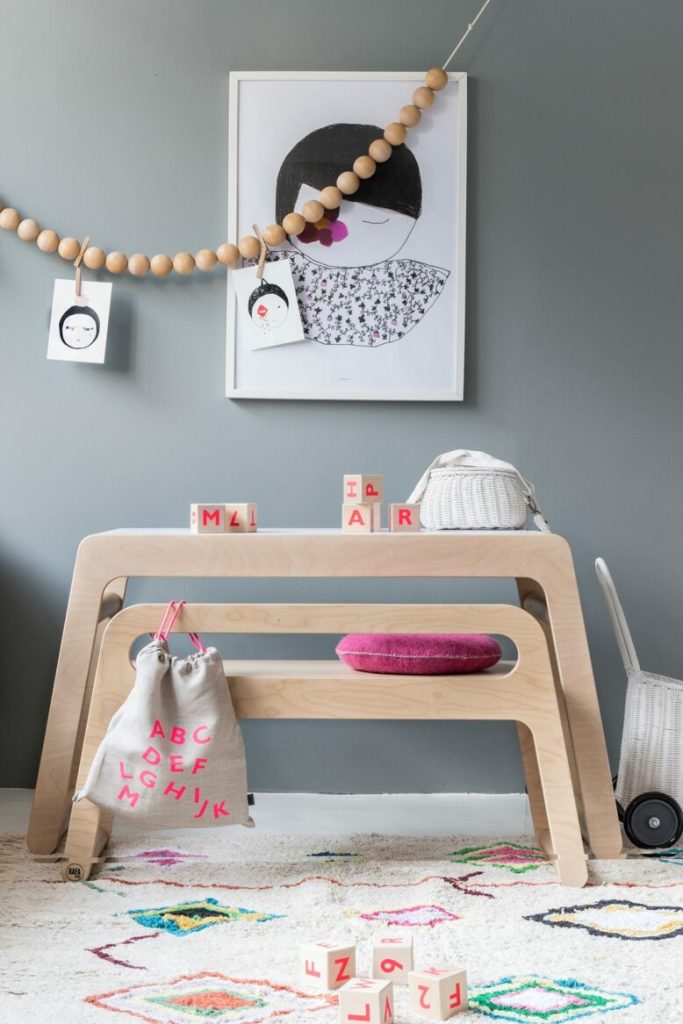 https://ikiddoo.com.ua/wp-content/uploads/2024/07/toddler-table-at-Ikiddoo-Girl-room-02-778x1167-1.jpg